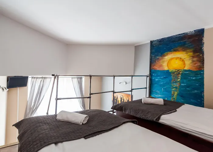 ホステル Central