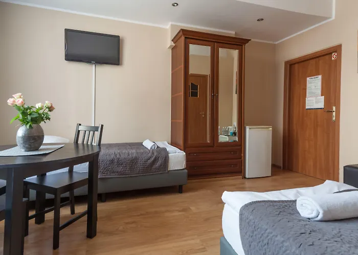 Central ホステル