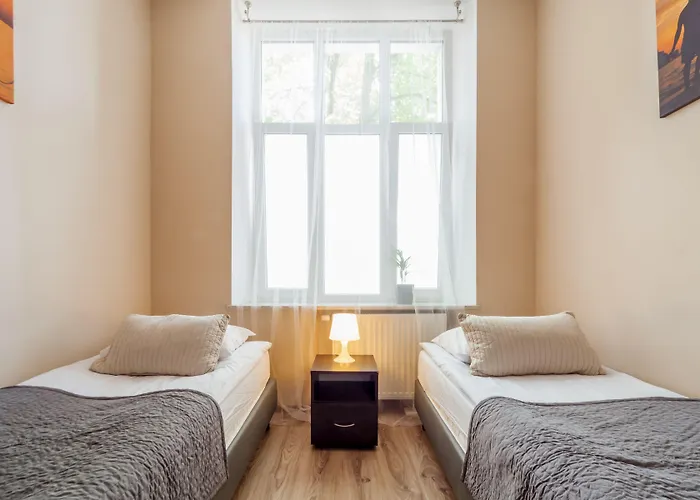 Central ホステル *