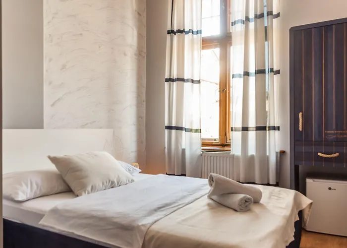 ホステル Central *