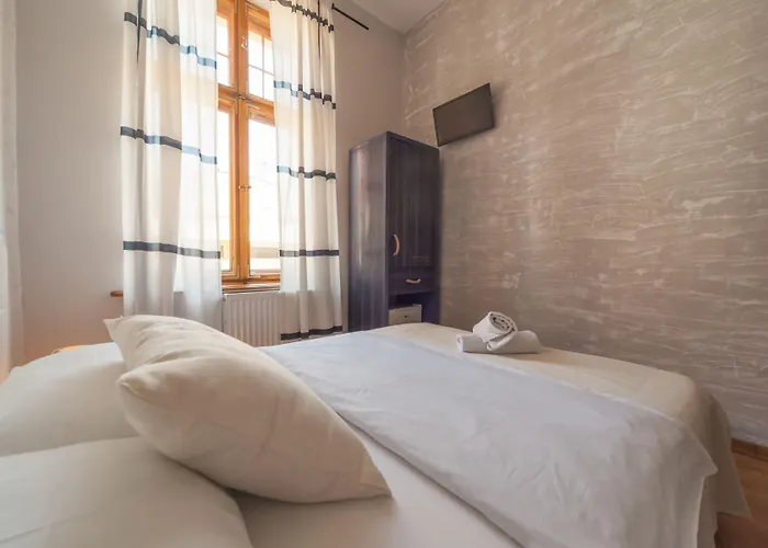 ホステル Central