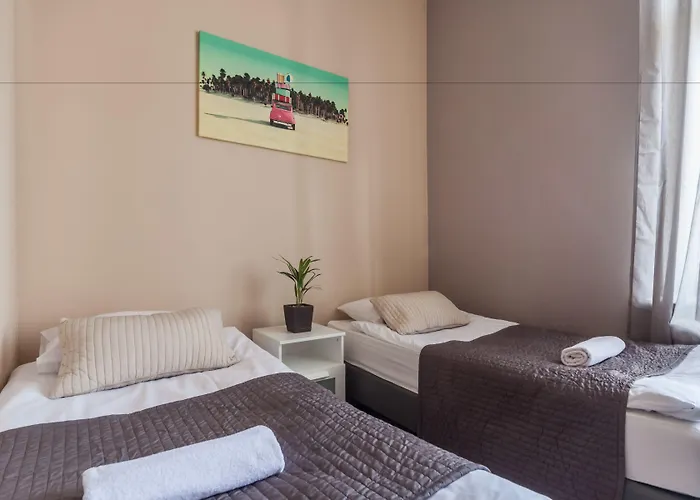 ホステル Central *