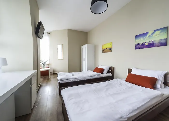 Central ホステル *