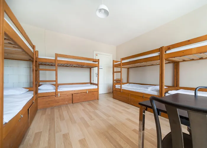 ホステル Central *