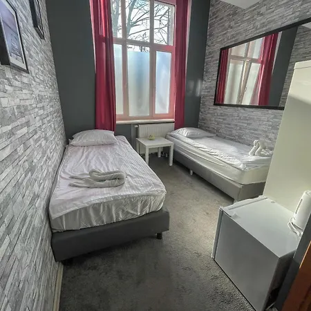 Hostel Central