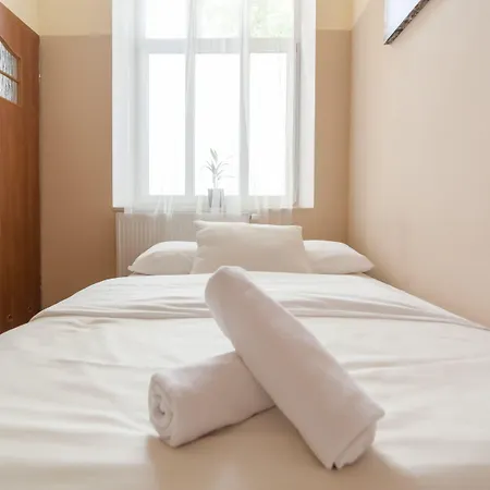 Central אכסניה סופוט