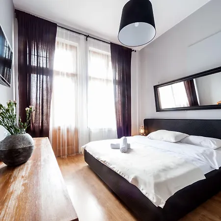 Central אכסניה